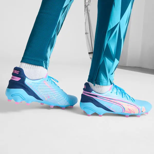 Puma King Ultimate FG/AG Volume Up Pack additional product view